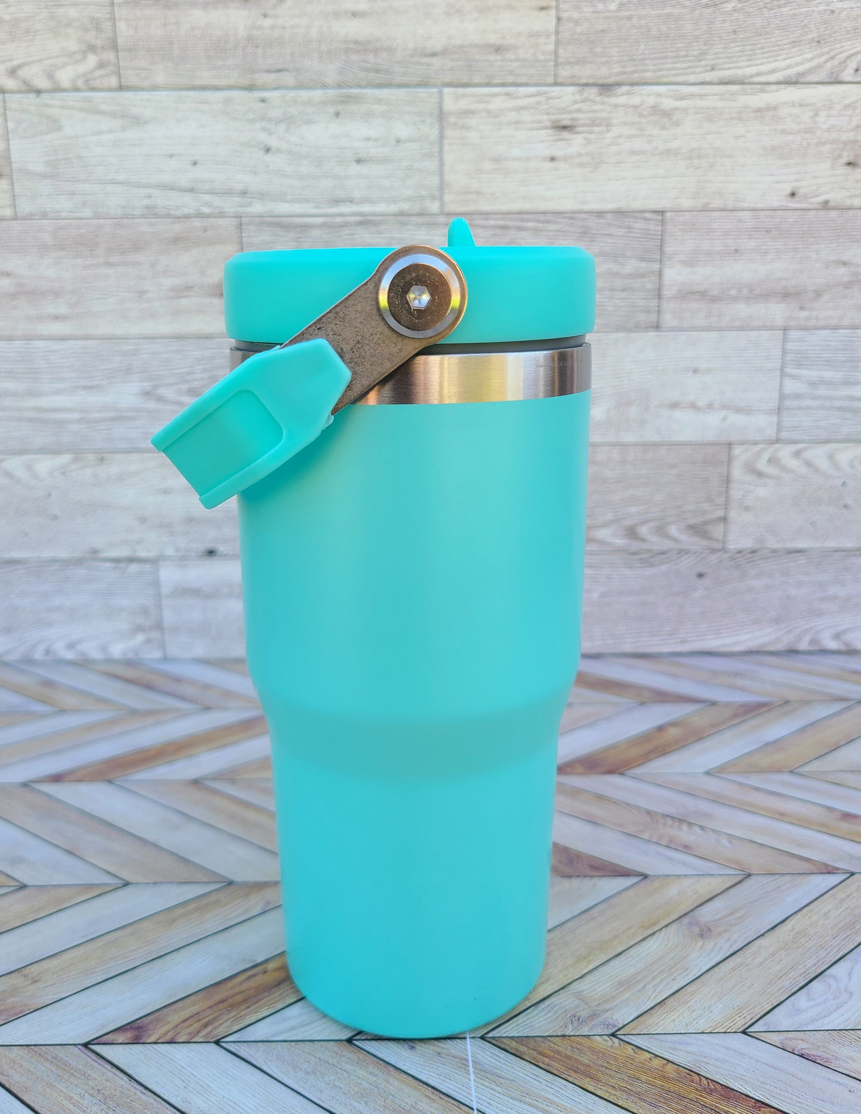 20oz Silver Coated Flip Straw Tumbler