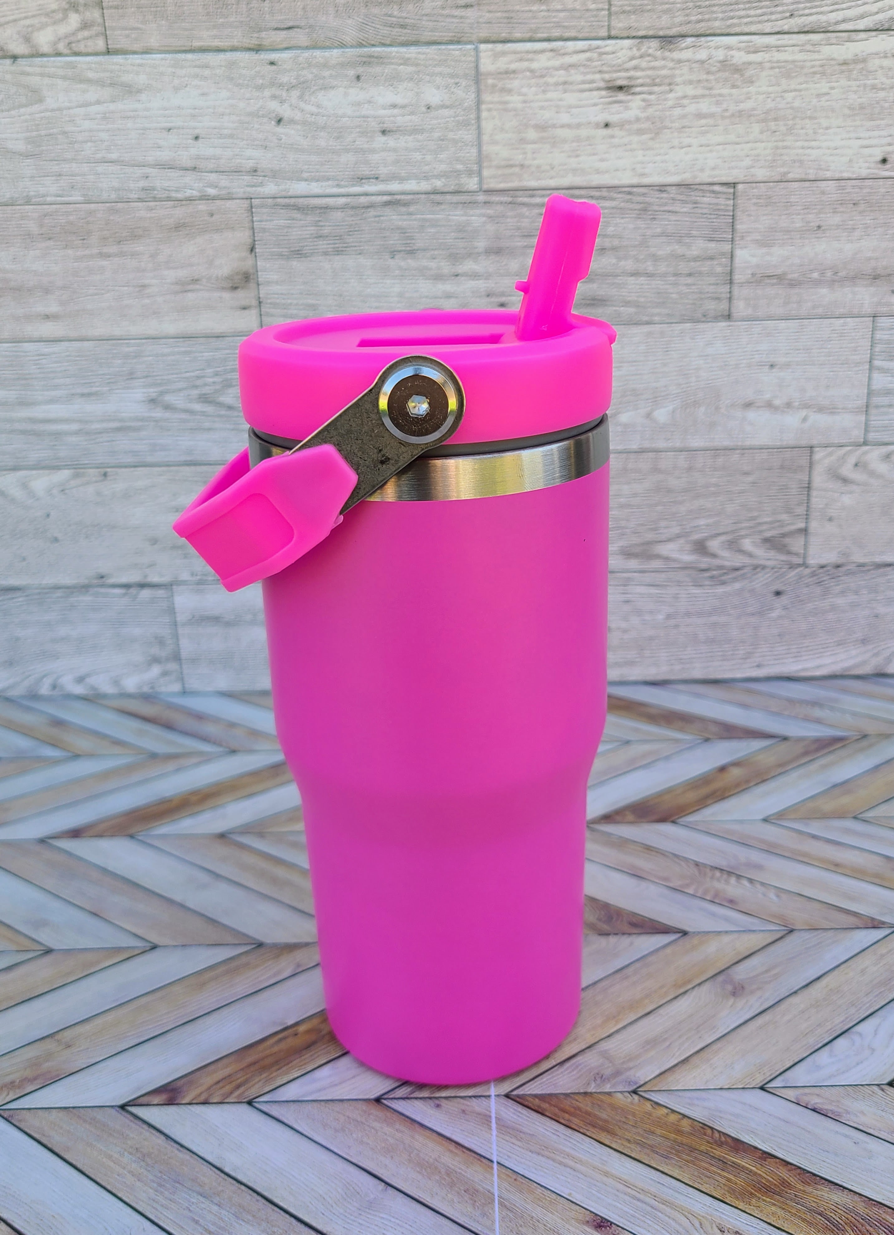 20oz Silver Coated Flip Straw Tumbler